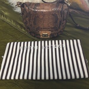 Henri Bendel crossbody w detachable strap